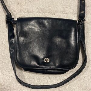 Excellent cond. Coach bag